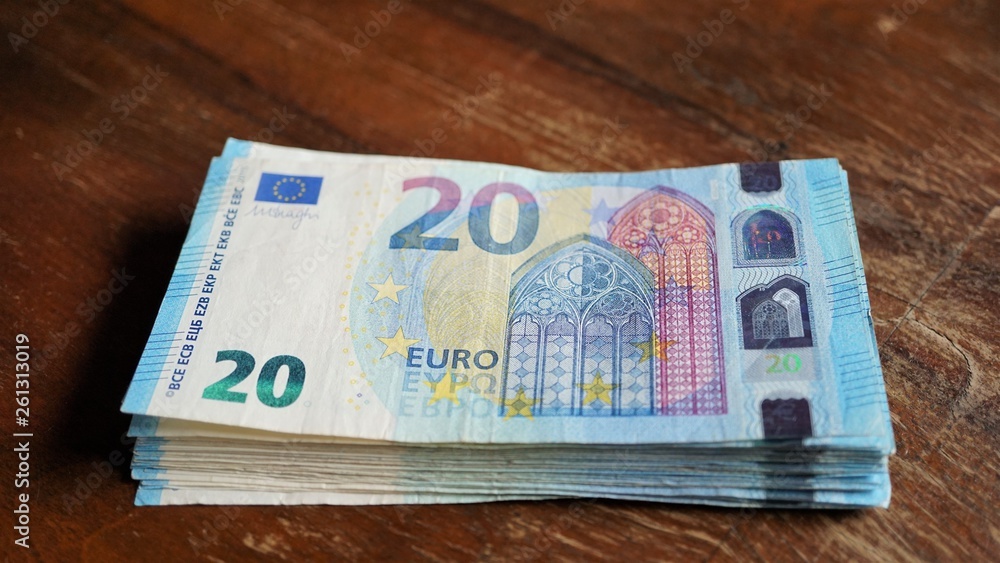 Comprar billetes falsos de 20 euros 
